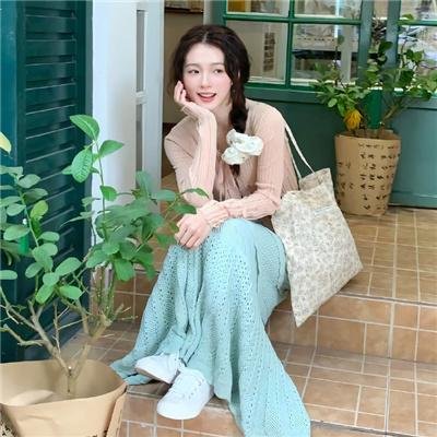 姊姊妹妹站起来